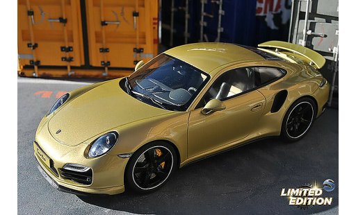 Porsche 911 Turbo 1/18 GT Spirit Exclusive champagne modelauto