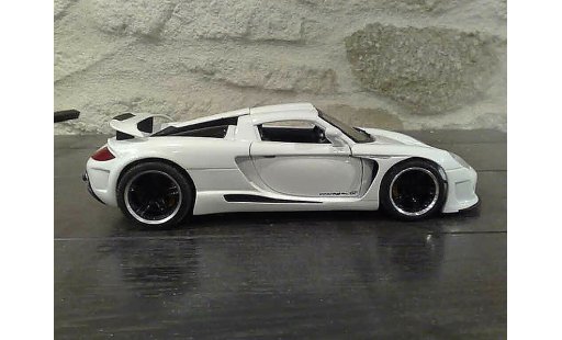 Gemballa Mirage GT 1/18 Maisto mirage wit modelauto