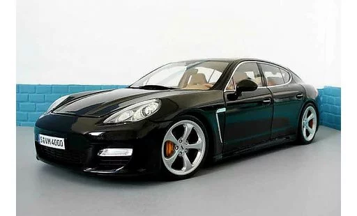 Porsche Panamera Turbo S 1/18 Norev zwart modelauto