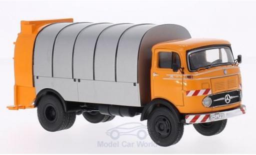 Modelauto Mercedes LP 911 Base oranje 1/43 Premium ClassiXXs