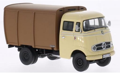 Modelauto Mercedes CLA Base L 319 beige/brun 1/43 Premium ClassiXXs