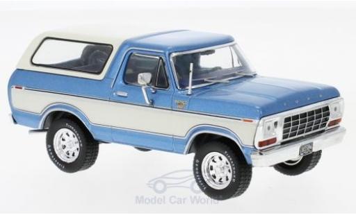 Modelauto Ford Bronco Wagon metallic blauw/wit 1978 1/43 Premium X