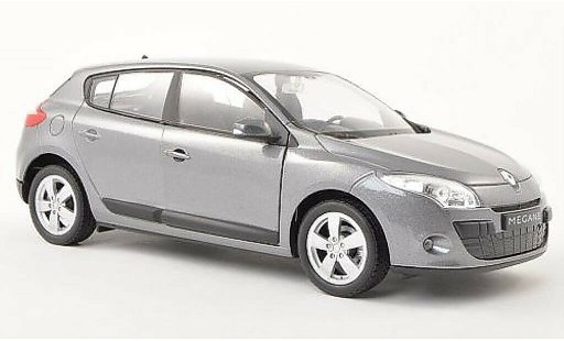 Renault Megane Base 1/24 Welly grijs 2009 modelauto