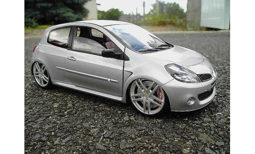 Renault Clio 3 RS 1/18 Solido grijs jantes ferrari f430 modelauto