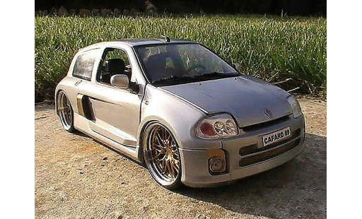 Renault Clio V6 1/18 Universal Hobbies williams modelauto