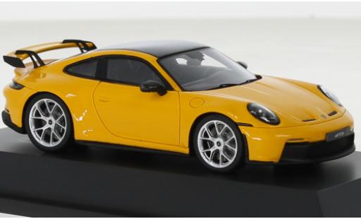 Modelauto Porsche 911 GT3 geel 1/43 Schuco