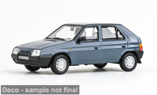 Modelauto Skoda Favorit 136L grijs 1988 1/43 Abrex