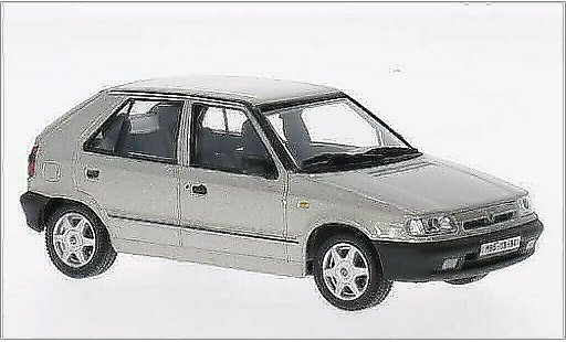 Skoda Felicia 1.3 GLXi 1/43 Abrex metallic beige 1994 modelauto
