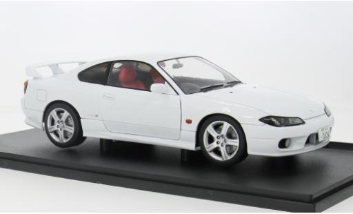 Modelauto Nissan Silvia S15 Spec-R Aero wit 1/18 Solido