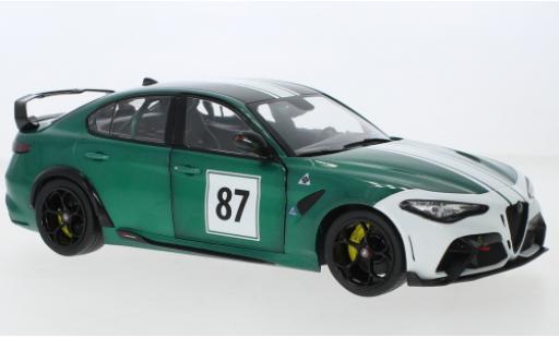 Modelauto Alfa Romeo Giulia gtam metallic groen No.87 2021 1/18 Solido