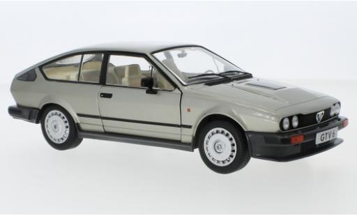 Modelauto Alfa Romeo Alfetta gtv6 V6 metallic beige 1984 1/18 Solido