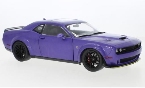 Modelauto Dodge Challenger Scat Pack R/T Widebody metallic paars 2020 1/18 Solido