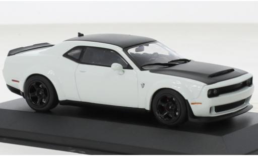 Modelauto Dodge Challenger Demon SRT V8 6.2 wit/zwart 2018 1/43 Solido