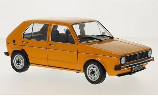Modelauto Volkswagen Golf Base 1 oranje 1974 1/18 Solido