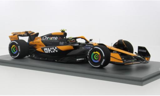 Modelauto McLaren F1 Base MCL38 No.4 Team formule 1 GP Miami 2024 1/18 Spark