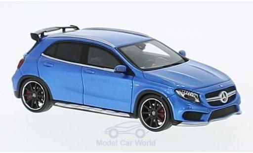 Modelauto Mercedes GLA Base 45 AMG metallic blauw 2015 1/43 Spark