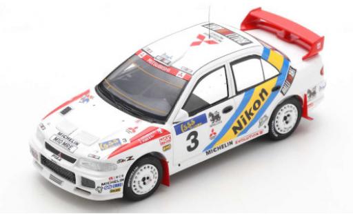 Modelauto Mitsubishi Lancer Evolution III No.3 Marlboro Rally Hong Kong - Peking 1995 met Decals A.Vatanen/F.Pons 1/43 Spark