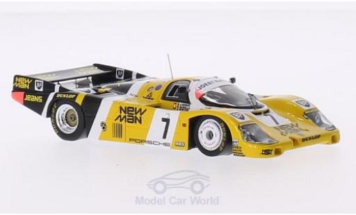 Modelauto Porsche 956 1985 RHD No.7 Joest Racing New Man 24h Le Mans J.Winter/P.Barrilla/K.Ludwig 1/43 Spark