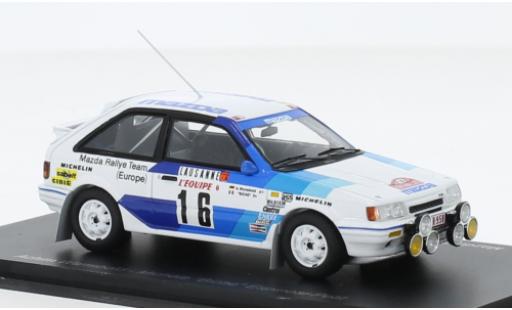 Modelauto Mazda 323 4WD No.16 Rally Team Europe Rally WM Rally Monte Carlo 1986 1/43 Spark