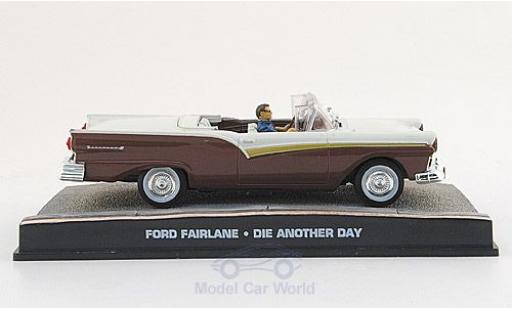 Modelauto Ford Fairlane Berline Cabriolet bruin/wit James Bond 007 2002 Stirb an einen anderen Tag zonder Vitrine 1/43 SpecialC