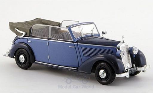 Modelauto Mercedes 230 Base Cabriolet D (W 153) blauw/blauw 1939 zonder Vitrine 1/43 SpecialC