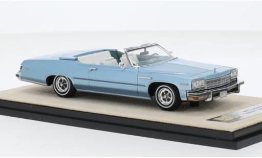 Modelauto Buick Le Sabre Convertible Custom Cabriolet metallic blauw 1975 1/43 Stamp Models