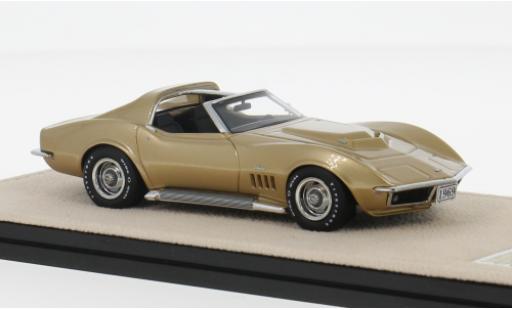Modelauto Chevrolet Corvette course L88 gold 1969 1/43 Stamp Models