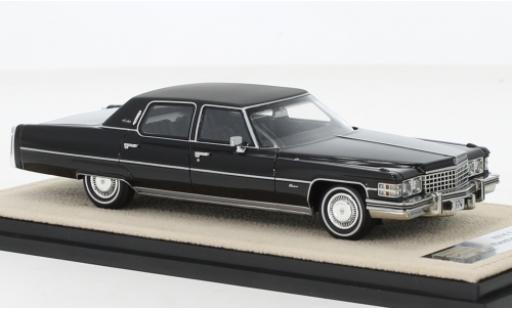 Modelauto Cadillac Fleetwood Brougham zwart 1974 1/43 Stamp Models
