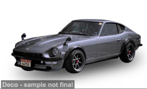 Modelauto Datsun 240Z Coupe grijs 1971 1/18 Sun Star