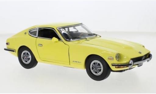 Modelauto Datsun 240Z Coupe geel 1972 1/18 Sun Star