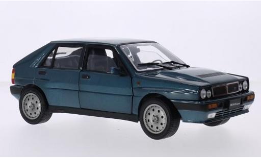 Modelauto Lancia Delta HF Integrale 16V metallic blauw 1989 1/18 Sun Star