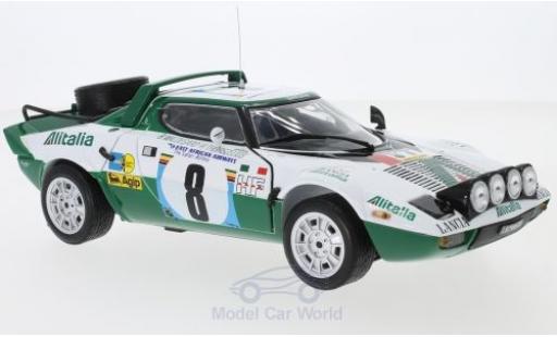 Modelauto Lancia Stratos HF No.8 Alitalia Safari Rally 1975 B.Waldegard/H.Thorszelius 1/18 Sun Star