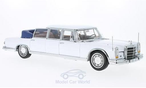 Modelauto Mercedes 600 Landaulet wit 1966 1/18 Sun Star