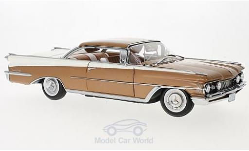 Modelauto Oldsmobile 98 Hardtop bronze/wit 1959 1/18 Sun Star