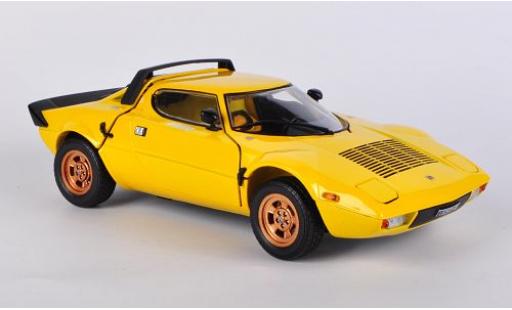 Modelauto Lancia Stratos Base geel 1975 1/18 Sun Star