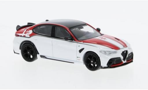 Modelauto Alfa Romeo Giulia sprint gta rood/metallic wit 1/64 Tarmac Works