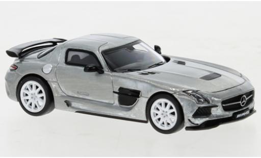 Modelauto Mercedes AMG GT Black Series metallic wit 1/64 Tarmac Works