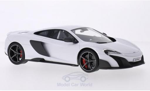 Modelauto McLaren 675 Base LT metallic wit 2015 1/18 Top Speed