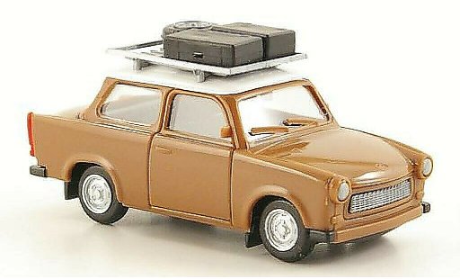 Trabant 601 Base 1/87 Herpa bruin/wit met dakgepacktrager + Ladegut modelauto
