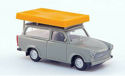 Trabant 601 Universal 1/87 Herpa grijs met dakzelt im Fahrzustand modelauto