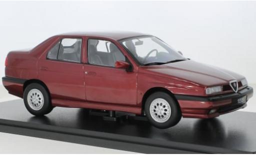 Modelauto Alfa Romeo 155 berlina metallic rood 1996 1/18 Triple 9 Collection