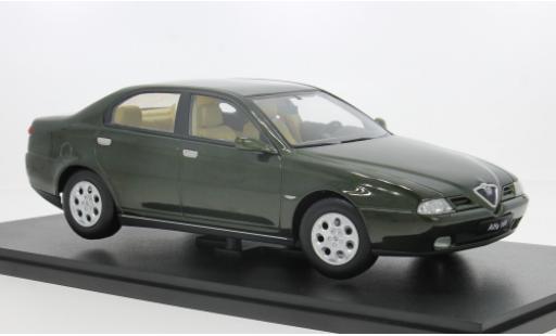 Modelauto Alfa Romeo 166 berlina groen 1999 1/18 Triple 9 Collection