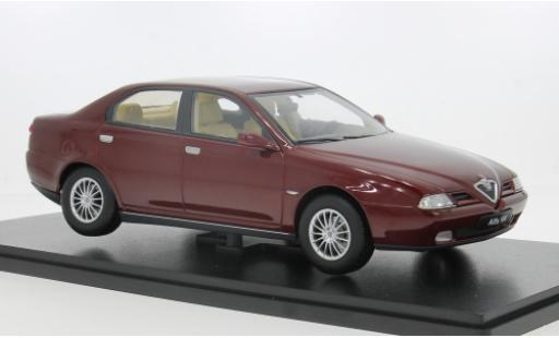 Modelauto Alfa Romeo 166 berlina rood 1999 1/18 Triple 9 Collection