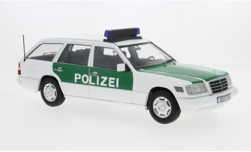 Modelauto Mercedes Classe E Kombi T-Modell (S124) 1995 Politie 1/18 Triple 9 Collection