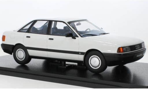 Modelauto Audi 80 berline (B3) wit 1989 1/18 Triple 9 Collection
