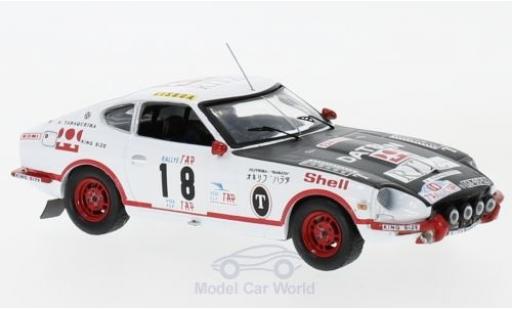 Modelauto Datsun 240Z course No.18 Rally Portugal 1973 A.C. olijfgroeneira/Barata 1/43 Trofeu