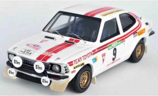 Modelauto Toyota Corolla Levin No.9 Team Rally WM Rally Portugal 1975 O.Andersson/A.Hertz 1/43 Trofeu