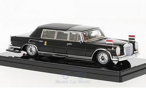 Modelauto Mercedes 600 Landaulet zwart Saddam Hussein President of Iraq 1978 1/43 TrueScale Miniatures