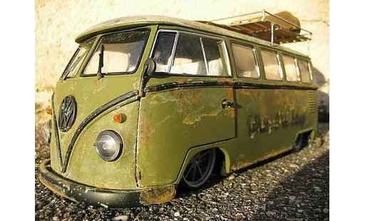 Volkswagen Combi Base 1/18 Welly 1962 rusty split modelauto
