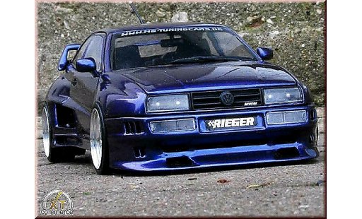 Volkswagen Corrado VR6 1/18 Revell kit carrosserie rieger blauw jantes bords larges modelauto